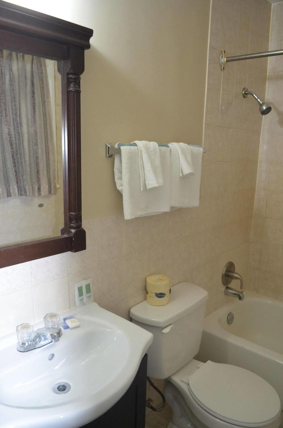 Mohawk Motel Brantford Kültér fotó